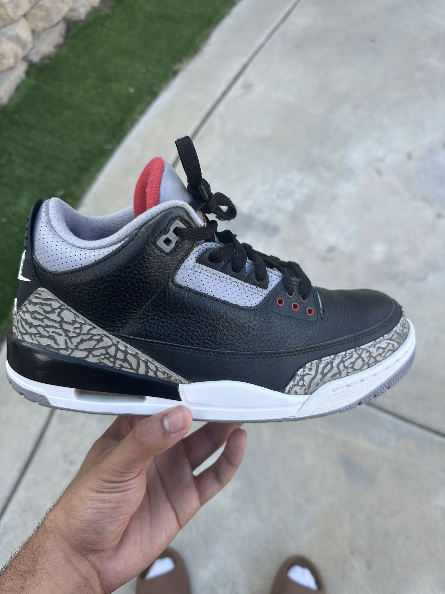 Jordan Retro 3 Black Cement (2018)