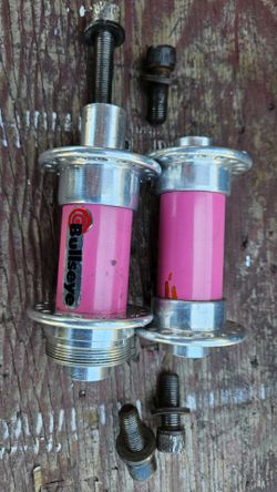 Bullseye hub set