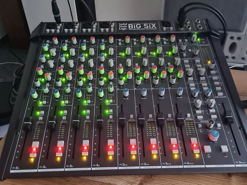 SSL BIG SIX Mixer
