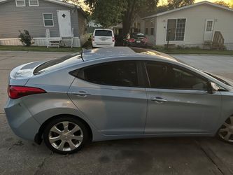 2012 Hyundai Elantra