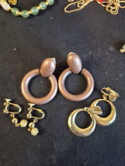 3 Pairs Clip Earrings 