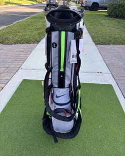 Nike Air Hybrid Energy  Limited Edition Stand Golf Bag Pewter/Green Strike