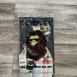 BLACK BURBERRY BAPE TEE🌟