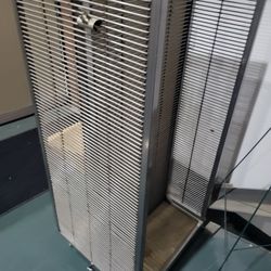 Free item sales rack