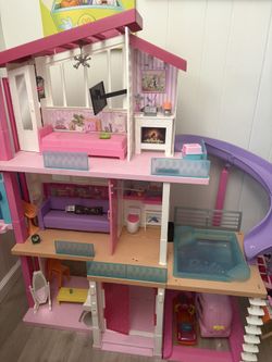 Barbie Play House