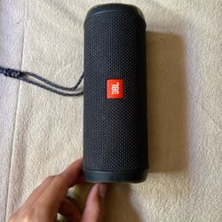JBL Flip 4 Speaker