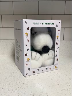 Starbucks x snoopy plush