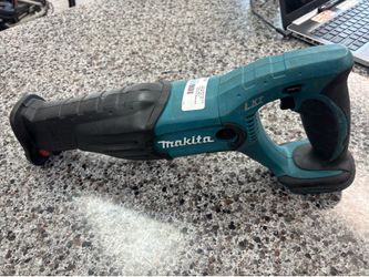 Makita Saw (tool only)