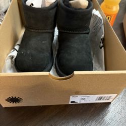 Uggs Size 10c