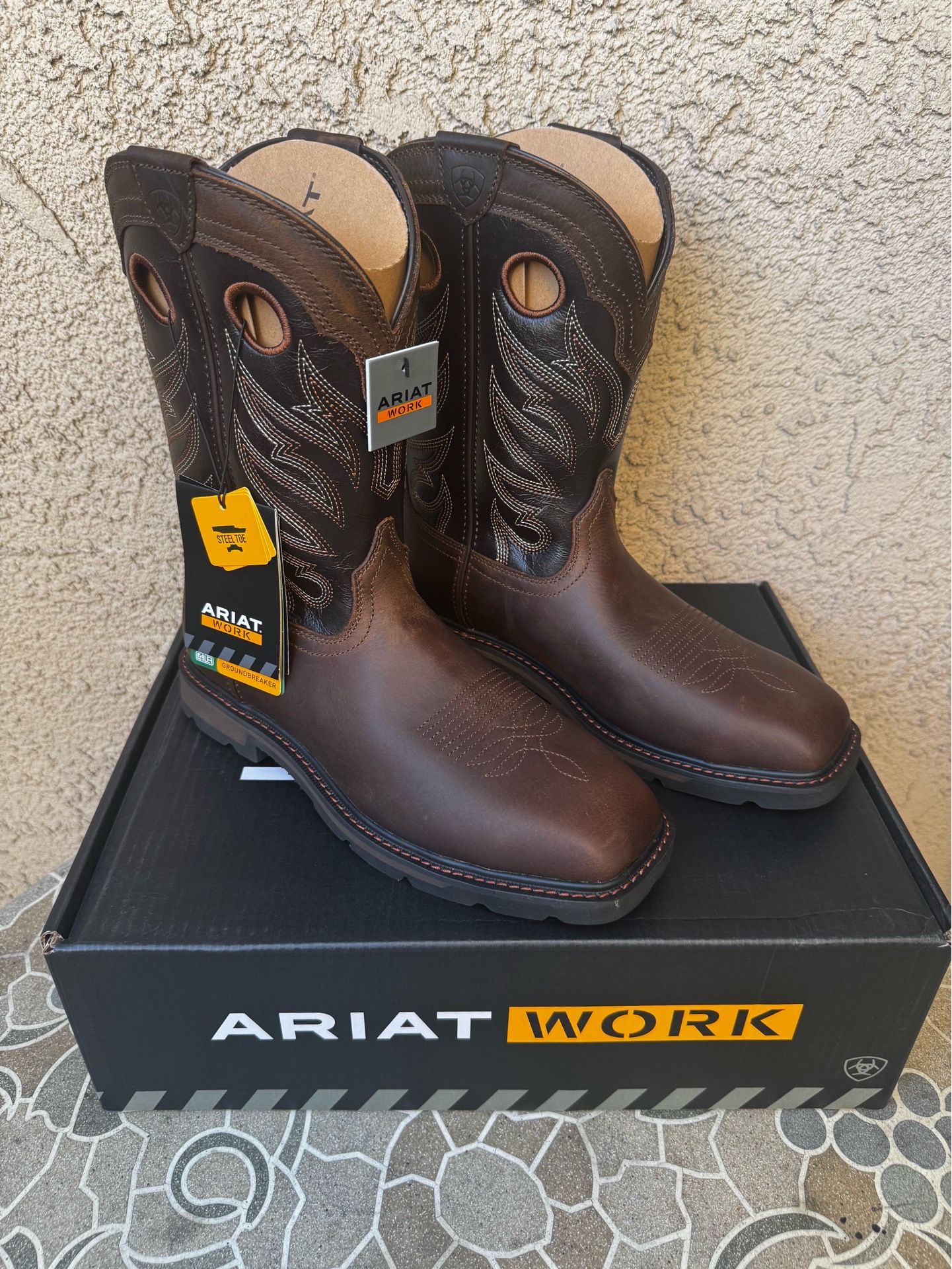 WORK BOOTS ARIAT STEEL TOE ELECTRIC HAZARD SIZE’S 9-9.5-10-10.5-11 MENS WIDE SIZE’S AVAILABLE
