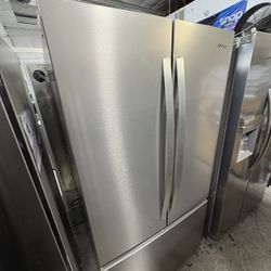 Whirlpool Refrigerator With Ice Maker  (Fingerprint Resistance Stainless Steel Finish)