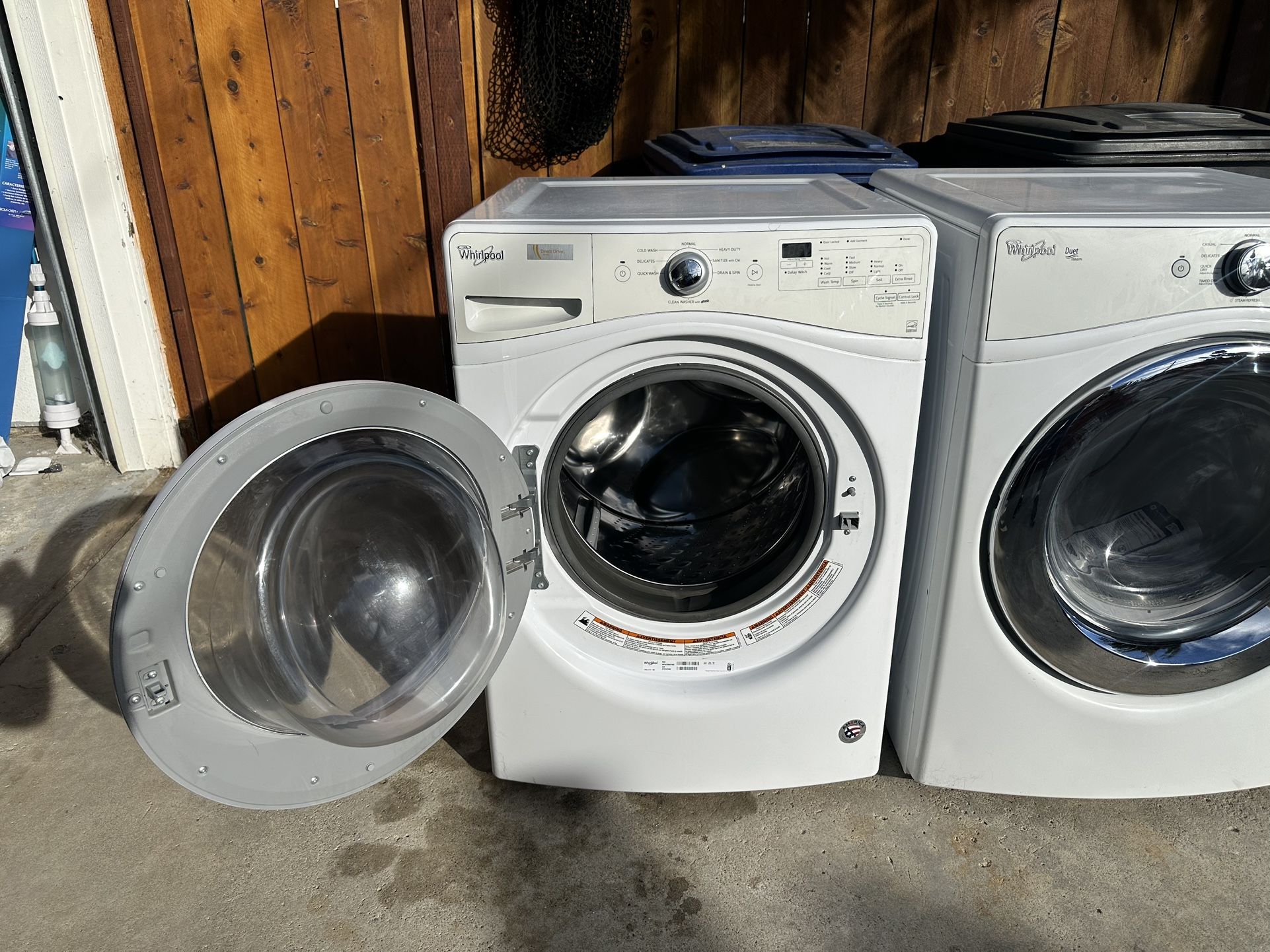 Washer whirlpool duet! Works perfectly! Extra large capacity! Nice! Tested! Free delivery and installation! Warranty!