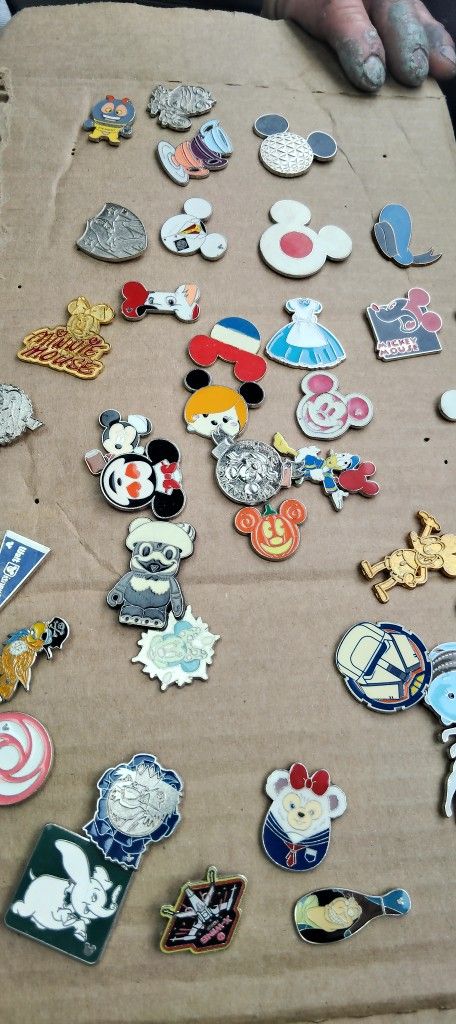 Walt Disney Souvenir Pins