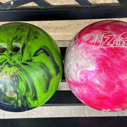 Columbia 300 And Tzone Bowling Balls With Bag