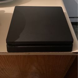 Ps4 slim