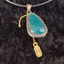 ARIZONA TURQUOISE PENDANT