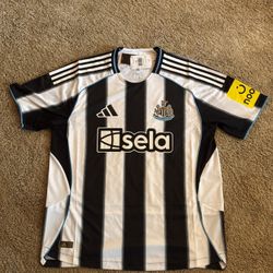 Adidas Newcastle United FC 25/26 Home Authentic Jersey