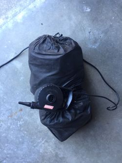 Twin size end queen air mattress with pomp