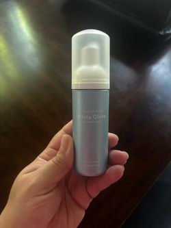 Elizabeth Arden White Glove Purifying Cleanser