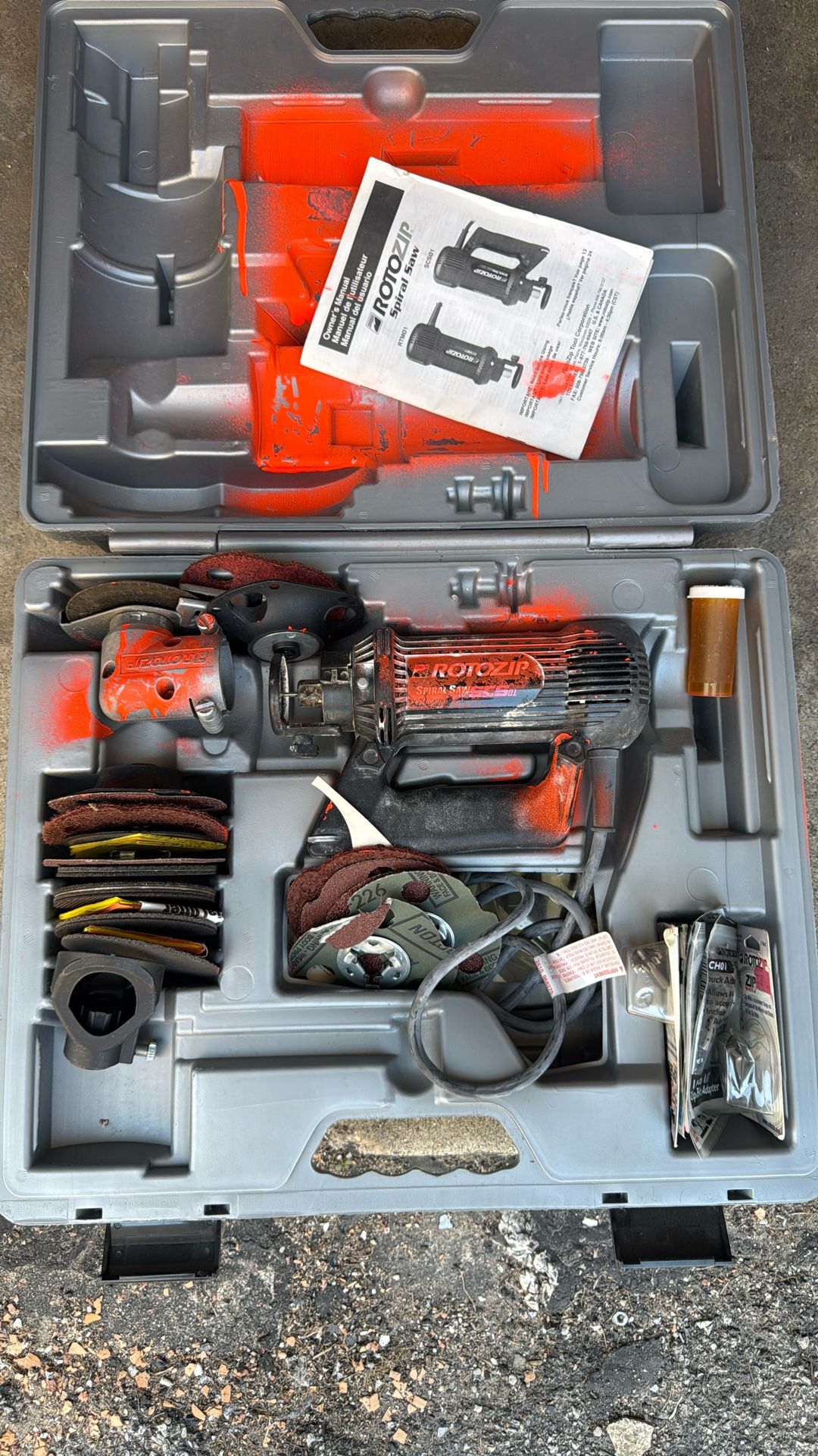 Rotozip Spiral Saw Dremel Kit With Lots Of Accessories