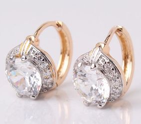 24k yellow gold and white gold plating sterling silver 1ct princess cut earrings