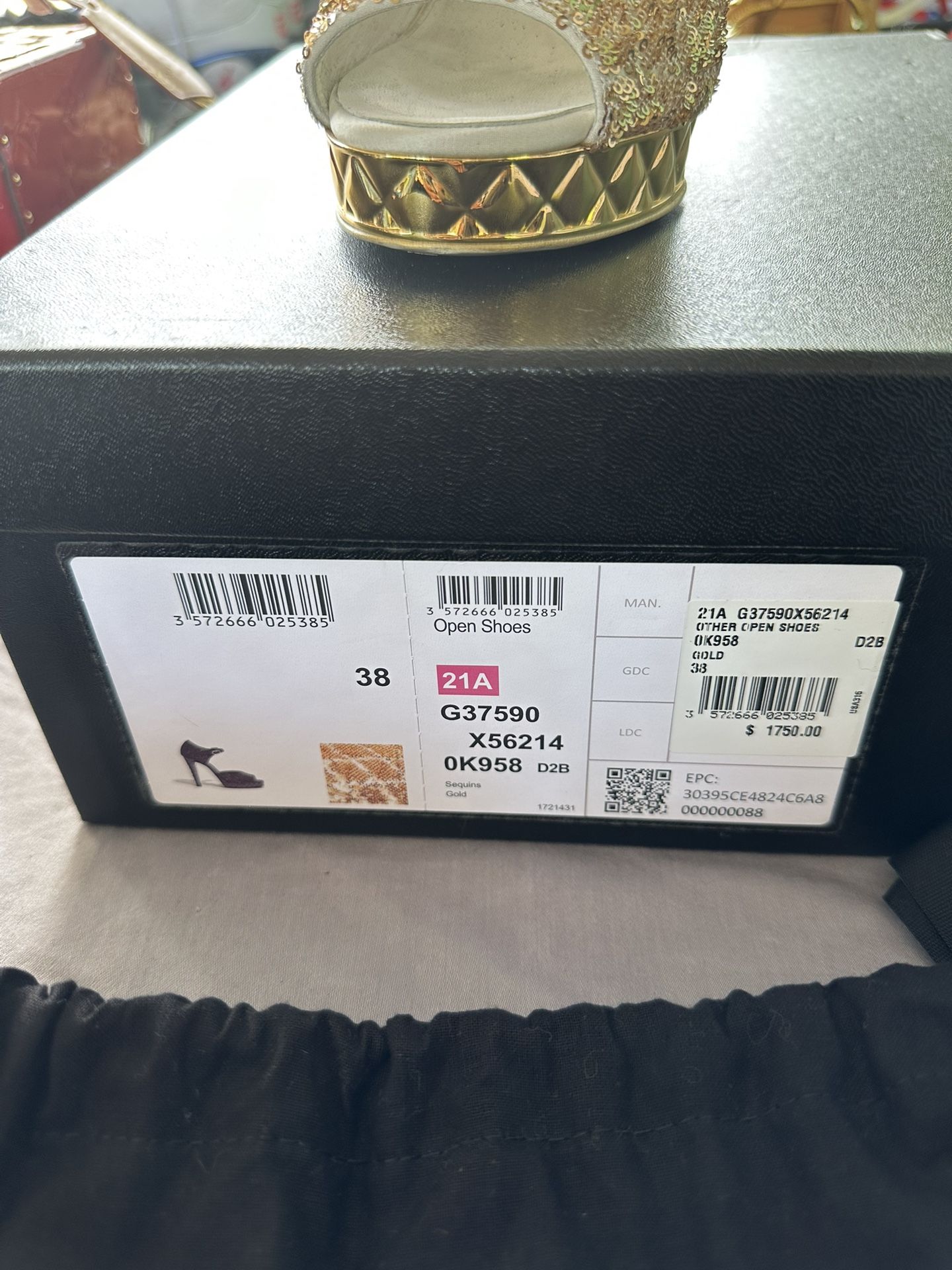 Chanel GWP for Sale in Palmview, TX - OfferUp
