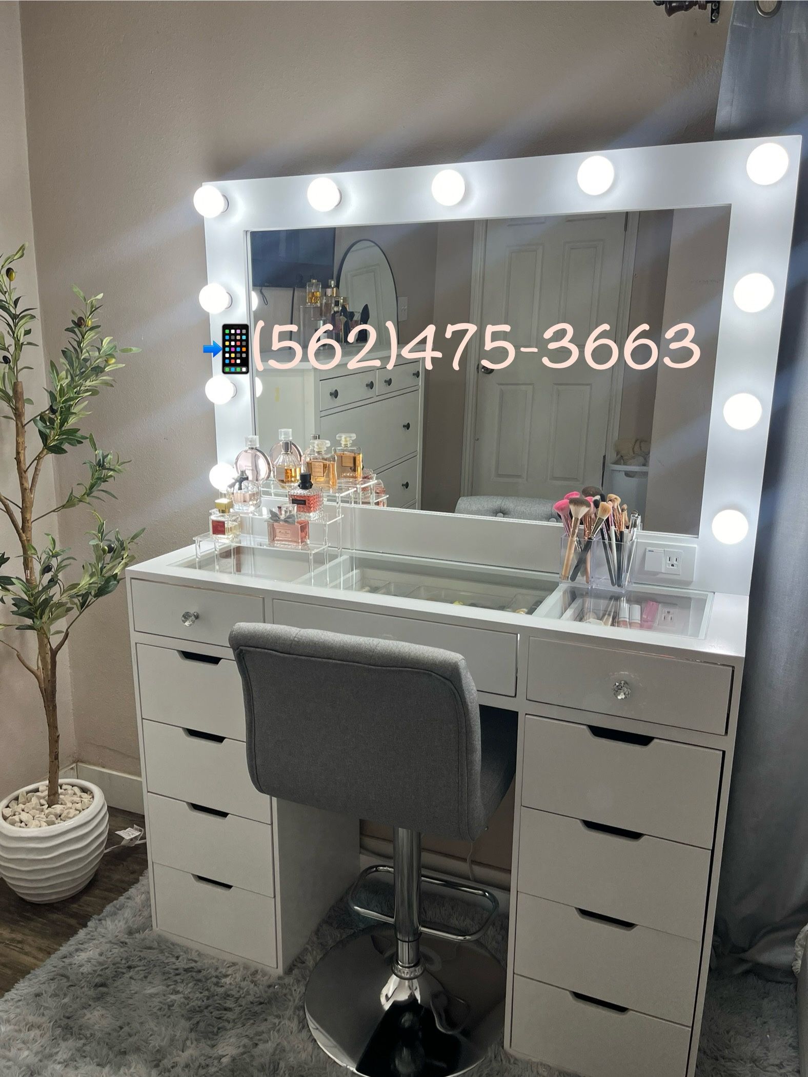 Alexa Drawers Makeup Vanity