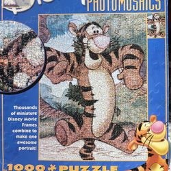 Buffalo Games Disney Photomosaic: Tigger Puzzle with bonus poster 1000 Pieces