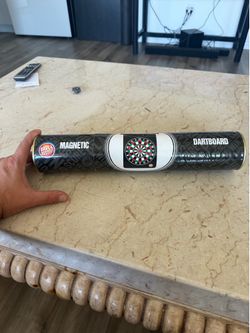 Dave & Buster’s Magnetic Dartboard Set