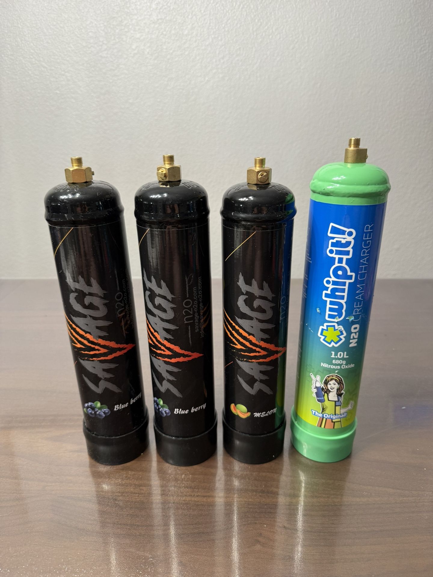 SAVAGE | WHIP IT | N2O | 4 BOTTLES | 6,060Grams!