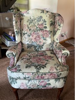 Traditional complete Living Room Set