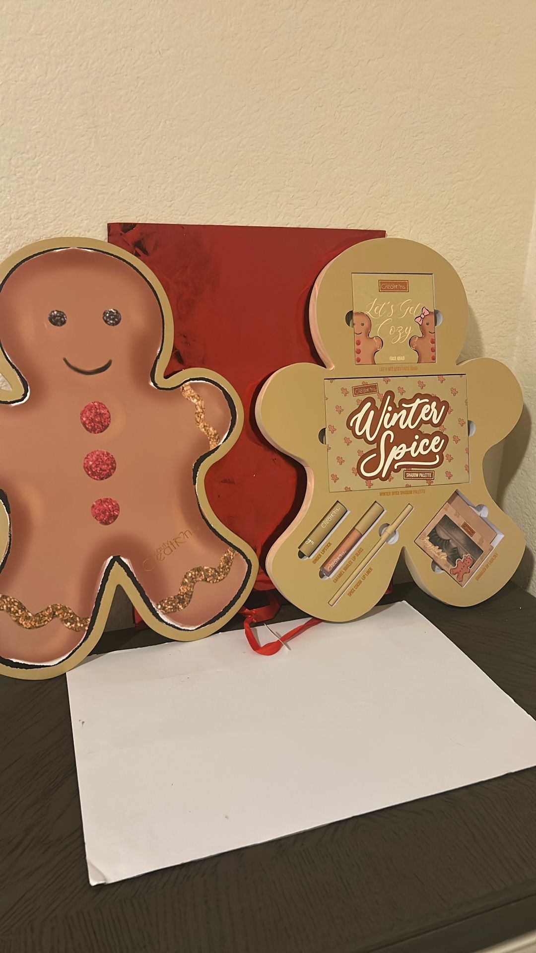 35$ Obo Winter Spice Beauty Creations Pr Highlighters, Blushes, Eyelashes, Lip Combo Eye Shadow Pallet 