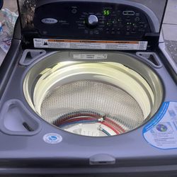 Whirlpool Washer And Dryer 
