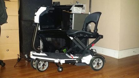 Go go pride folding scooter like new