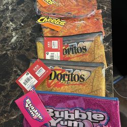 Pencil Case With mini notebook Or Stickers Inside 1ct 