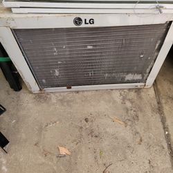 LG 1 Ton AC Window Unit