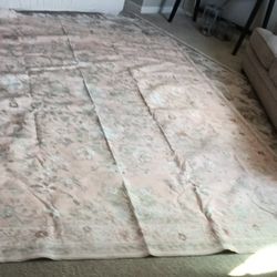 BRAND NEW 8 X 10 AREA RUG