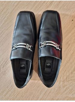 Mens new shoes size 10