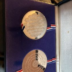4+ Oz Silver And Bronze Bicentennial Medallions