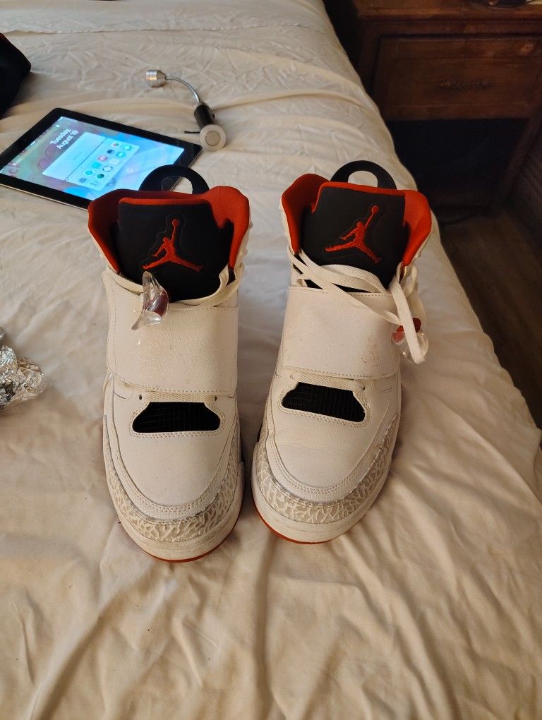 Jordan Retros Brand New Only Worn Once $150