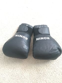 Boxing gloves