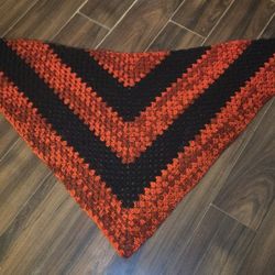 Queen Of Hearts Shawl 