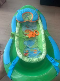 Baby bathtub - fisher price rainforest theme