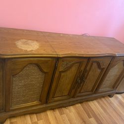 Vintage Garrard Stereo Console – Turntable + Radio Cabinet