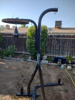 Boxing stand