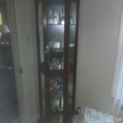 Nice Glass Coner Curio
