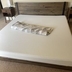 King  size   bedroom  set $280 ( Complete set 