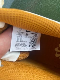 Nike women’s size 8