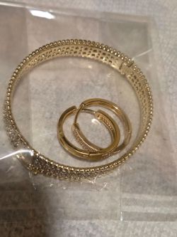 Brazalete  y arracadas