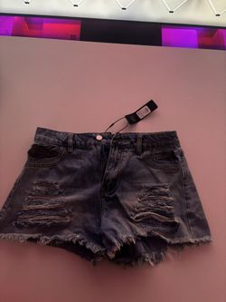 FASHION NOVA SHORTS